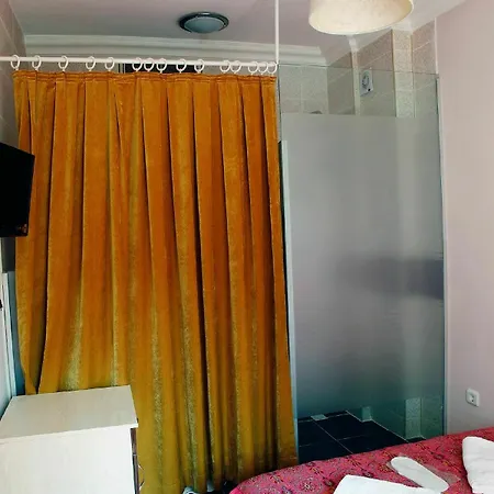 Apartment Ayroom